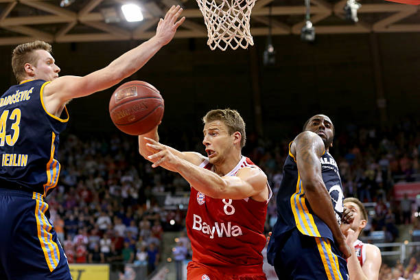 在系列赛落 在系列赛落