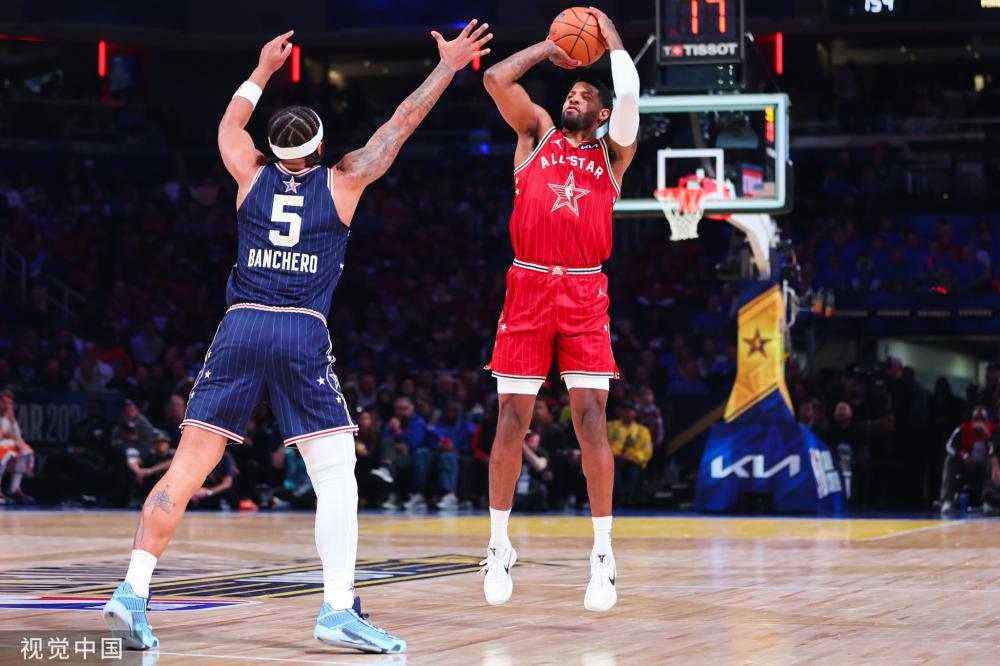 和罗克之间 和罗克之间